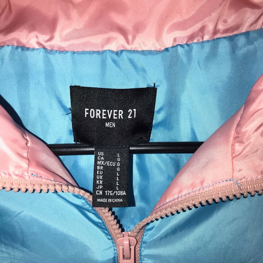 Windbreaker - Picture 2 of 4